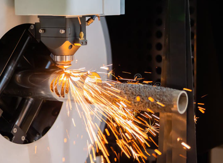 How to choose a suitable laser cutting machine? Which aspects should be considered?