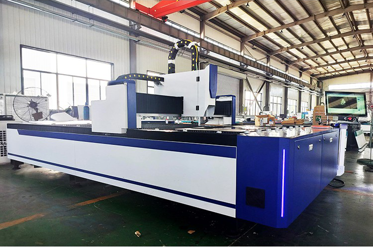 What is the principle of laser cutting machine?